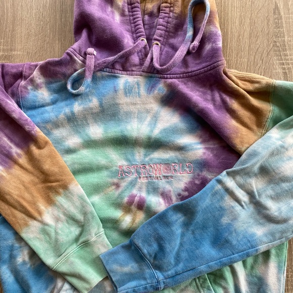 Travis Scott Astroworld Festival Tour Hoody 2018 - Picture 2 of 4
